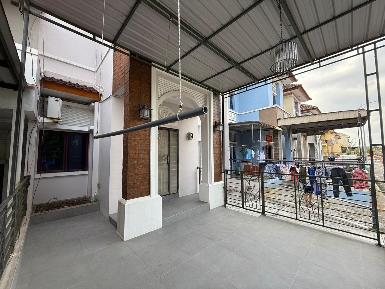 Disewakan Rumah 2 Lantai Di Baloi, Samping UIB